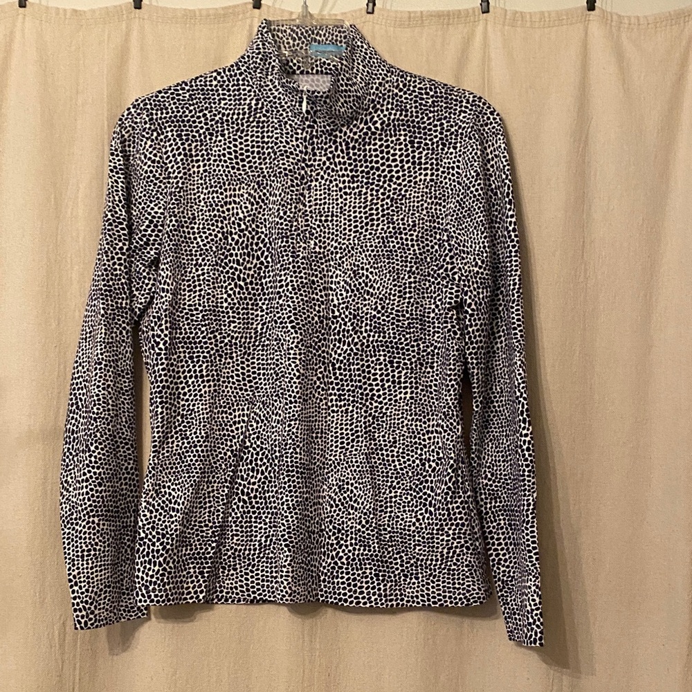 Women's navy and White Patterned Top